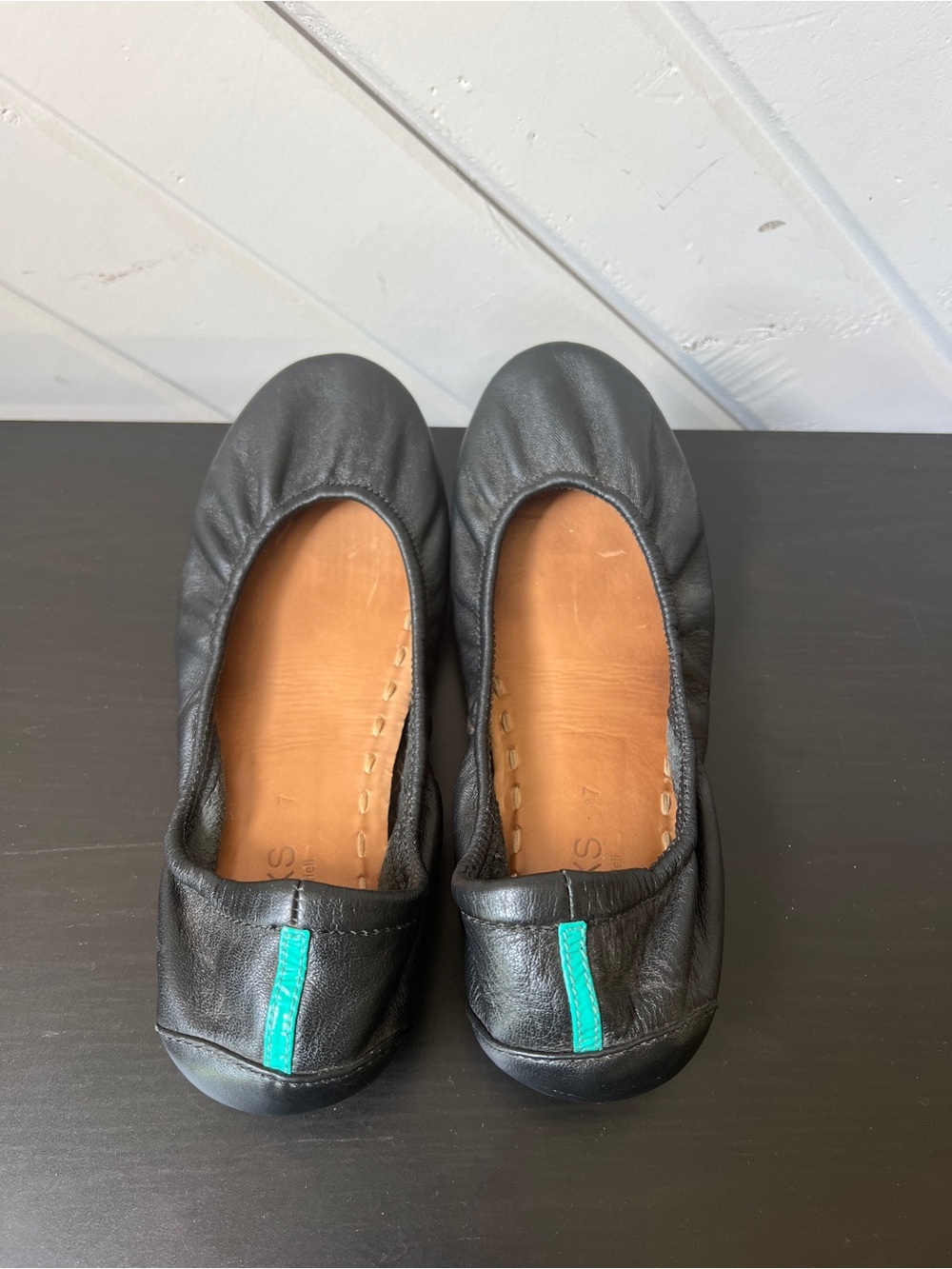Tieks by Gavrieli Black Leather Foldable Flats Size 7